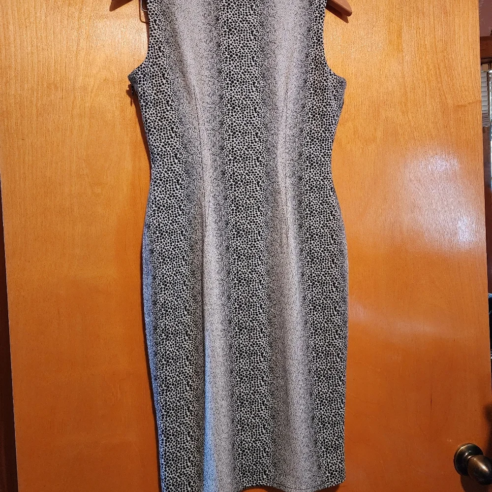 size 2 Nine West Animal Print Fitted Dress - Picture 6 of 8